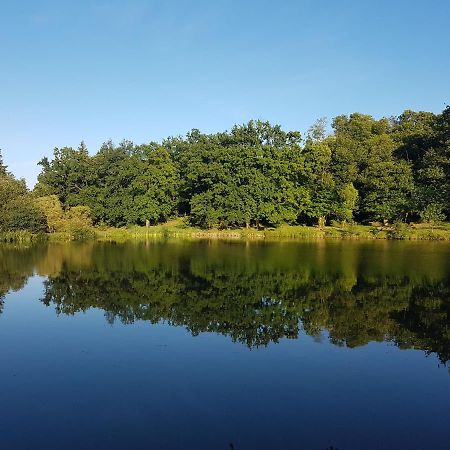 Camping De La Chagnee Saint-Aubin-le-Cloud Bagian luar foto