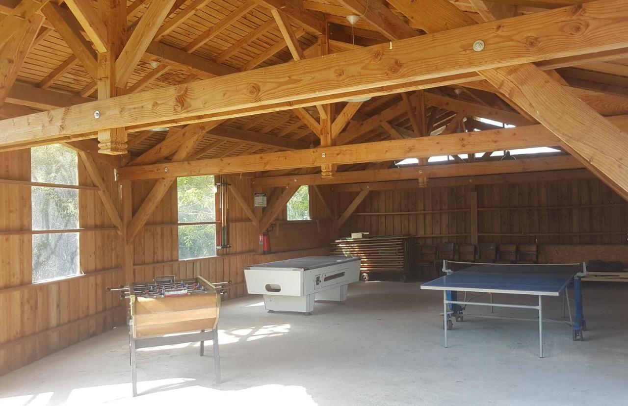 Camping De La Chagnee Saint-Aubin-le-Cloud Bagian luar foto