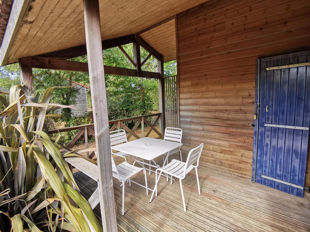 Camping De La Chagnee Saint-Aubin-le-Cloud Bagian luar foto