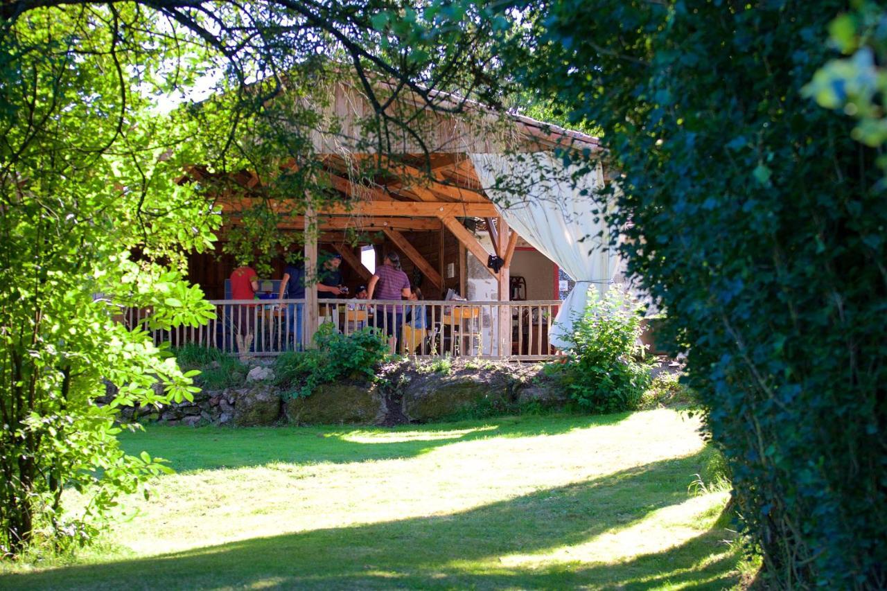 Camping De La Chagnee Saint-Aubin-le-Cloud Bagian luar foto